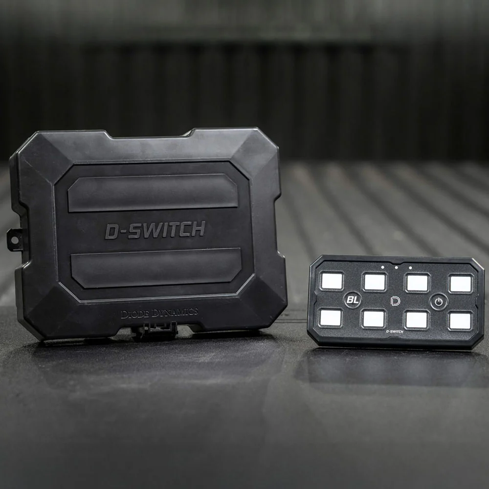 D-Switch 8-Channel Switch Panel